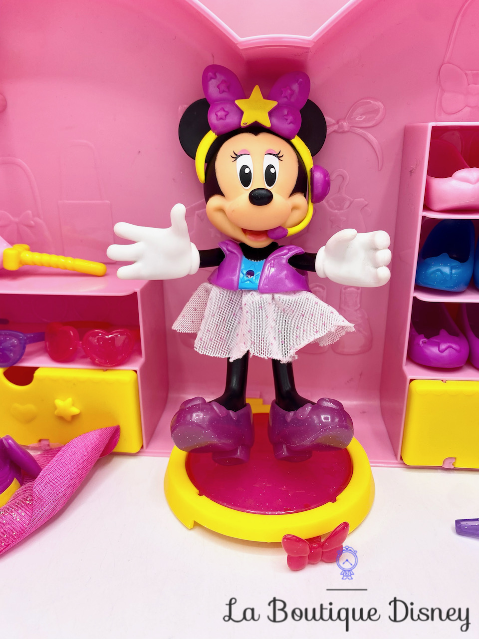 jouet-dressing-popstar-portable-minnie-mouse-disney-imc-toys-figurine-habiller-vetements-4