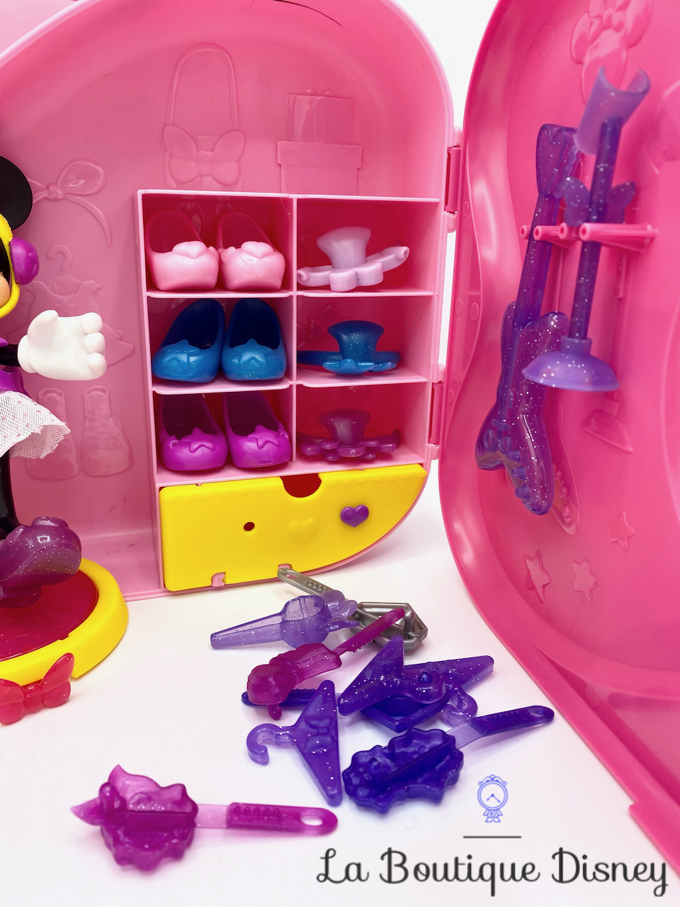 jouet-dressing-popstar-portable-minnie-mouse-disney-imc-toys-figurine-habiller-vetements-3