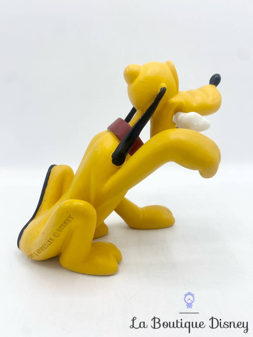figurine-pluto-démons-et-merveilles-disney-os-chien-jaune-résine-1