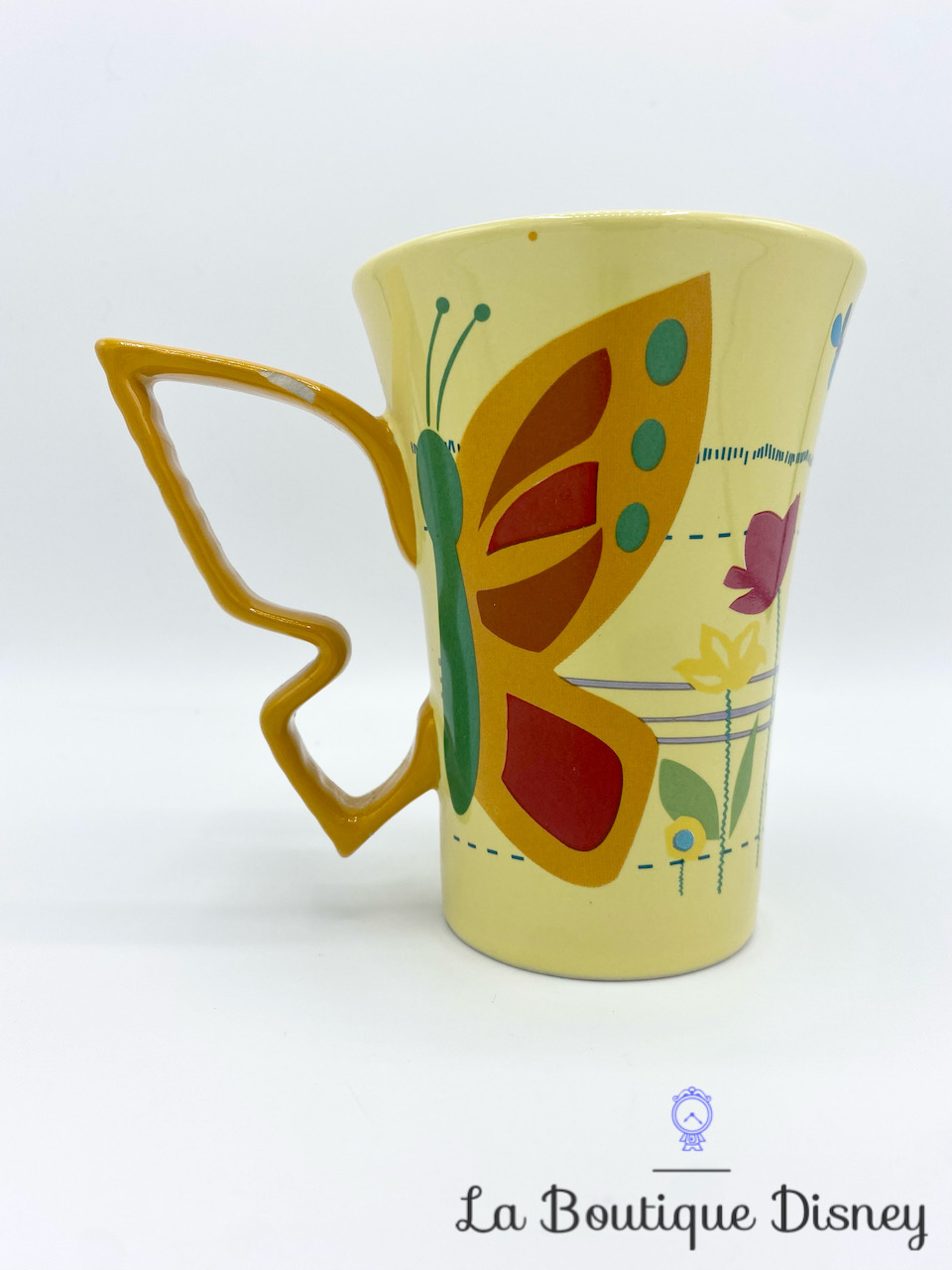 tasse-winnie-lourson-disneyland-paris-mug-disney-jaune-poignee-papillon-5