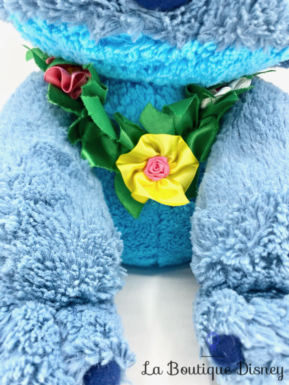 Peluche Stitch Hawaiien Disneyland Disney monstre bleu fleurs feuilles 38 cm