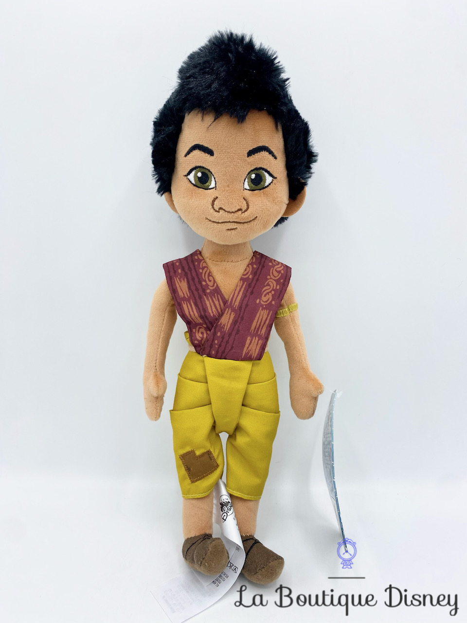 Peluche Boun Raya et le dernier dragon Disney Store enfant garçon 36 cm