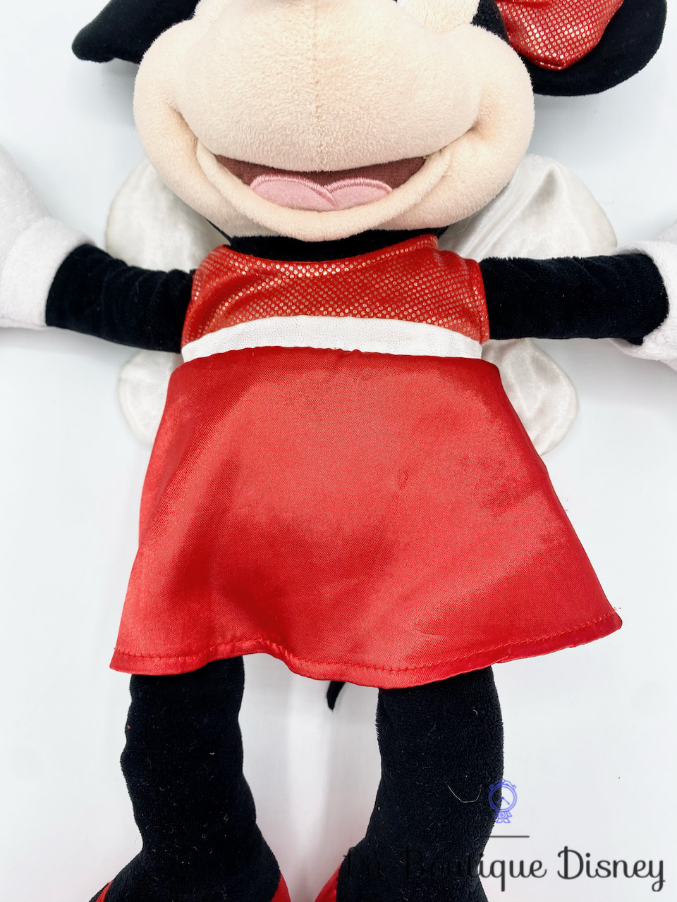 peluche-minnie-mouse-noel-disney-store-2012-robe-rouge-ailes-5