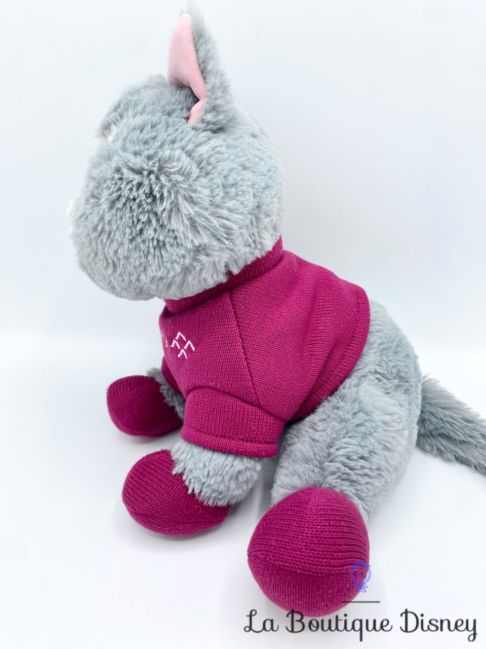 peluche-chat-kitten-la-reine-des-neiges-disney-store-frozen-chat-gris-pull-rose-3