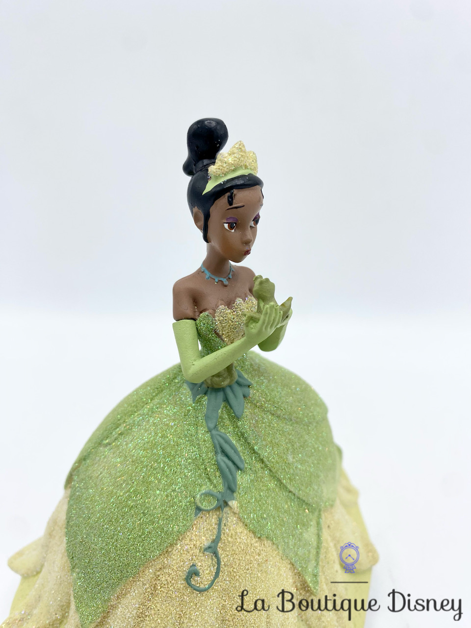 figurine-résine-tiana-la-princesse-et-la-grenouille-disneyland-disney-princesse-paillettes-12-cm-5