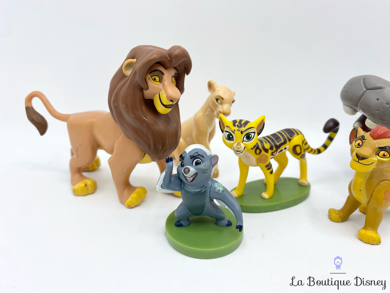 Lot de figurines : Personnage du Roi Lion - La Caverne Officielle