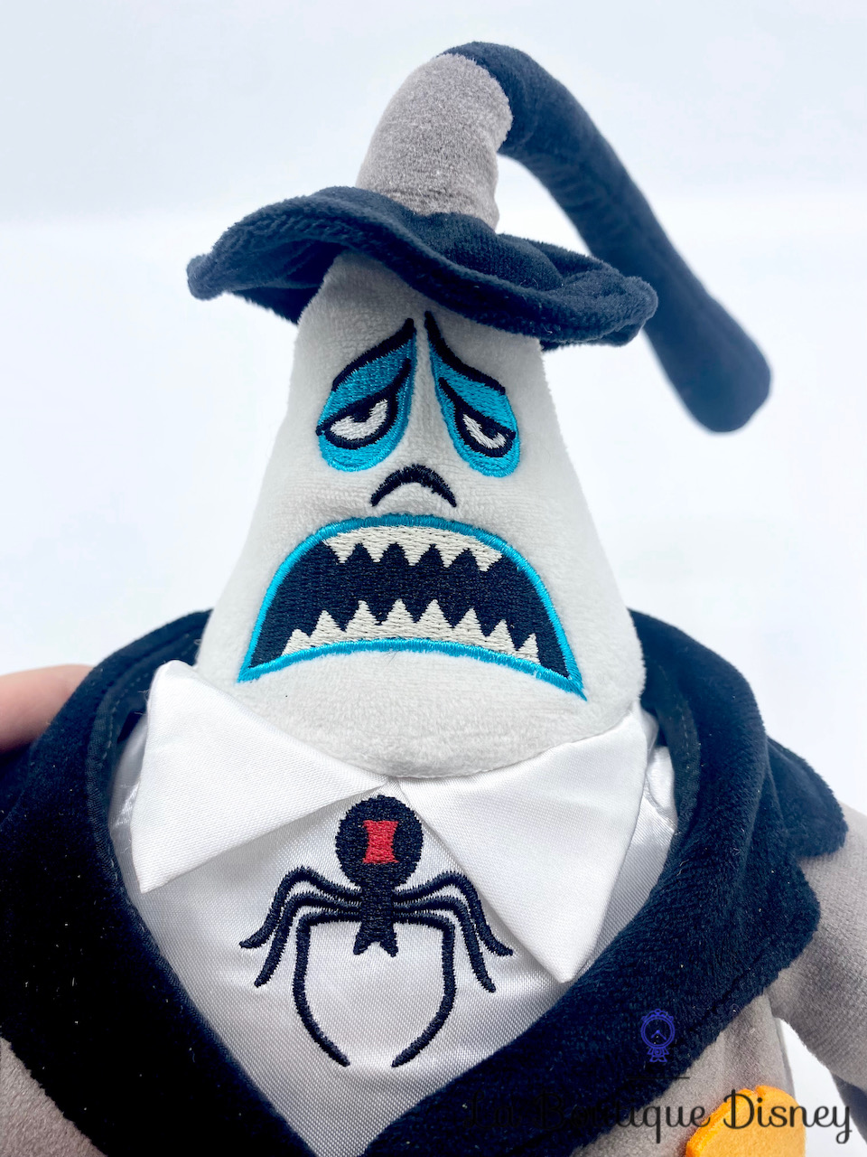 peluche-mayor-maire-halloween-étrange-noel-mr-jack-disney-store-3