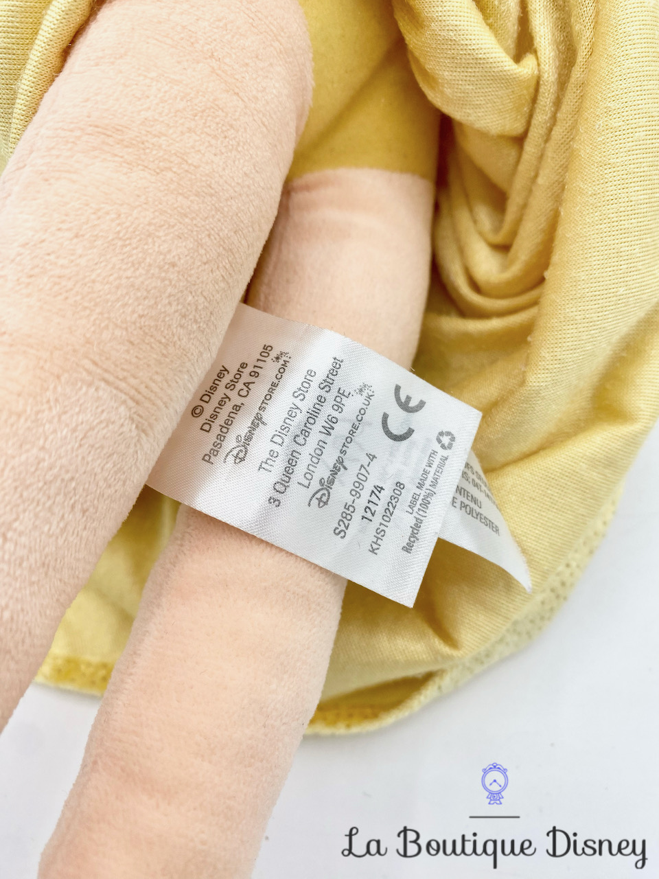 poupée-chiffon-belle-la-belle-et-la-bete-disney-store-peluche-princesse-robe-jaune-velours-50-cm-4