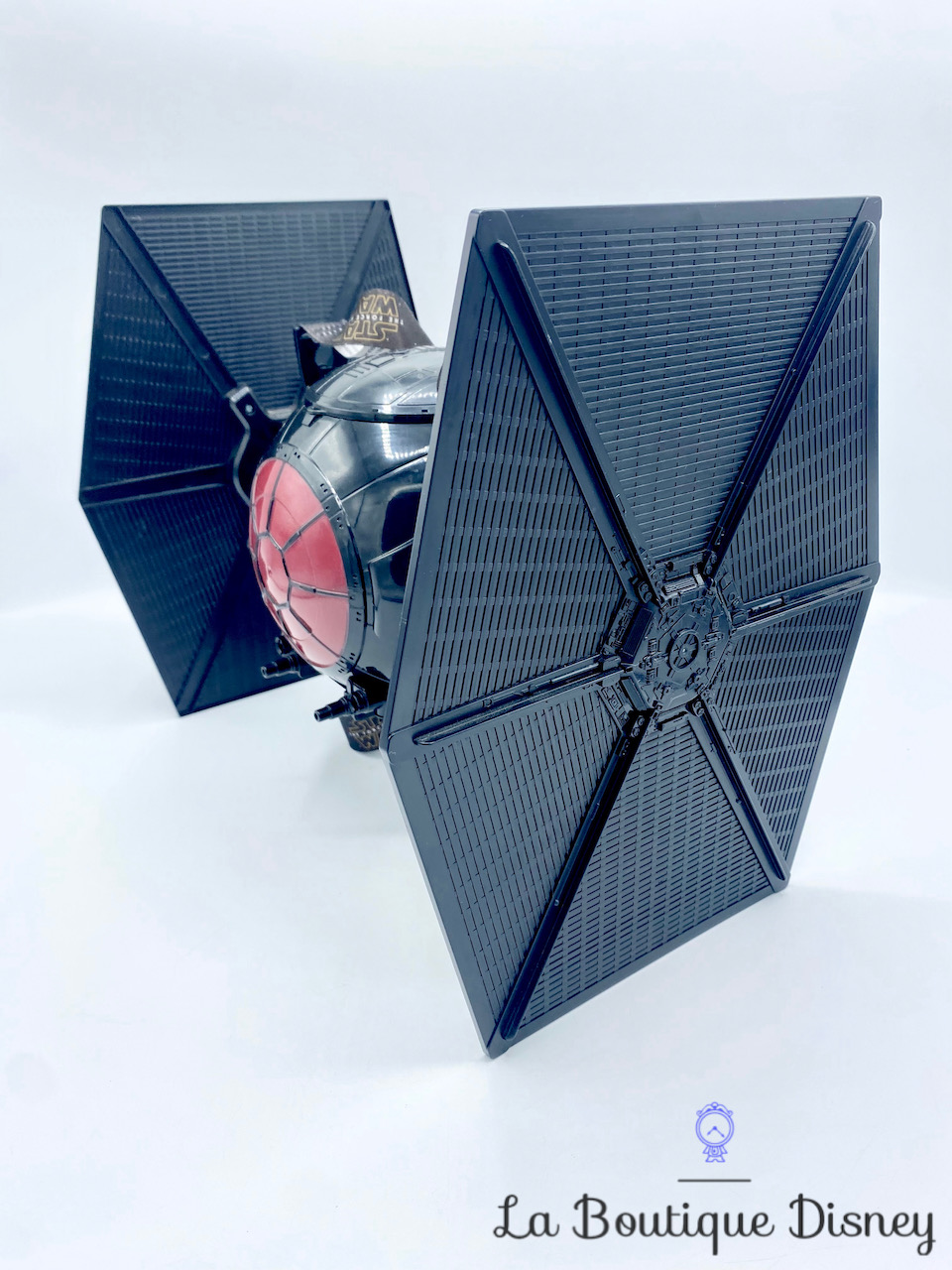 seau-pop-corn-tie-fighter-vaisseau-star-wars-disney-parks-disneyland-pot-plastique-sac-a-main-6