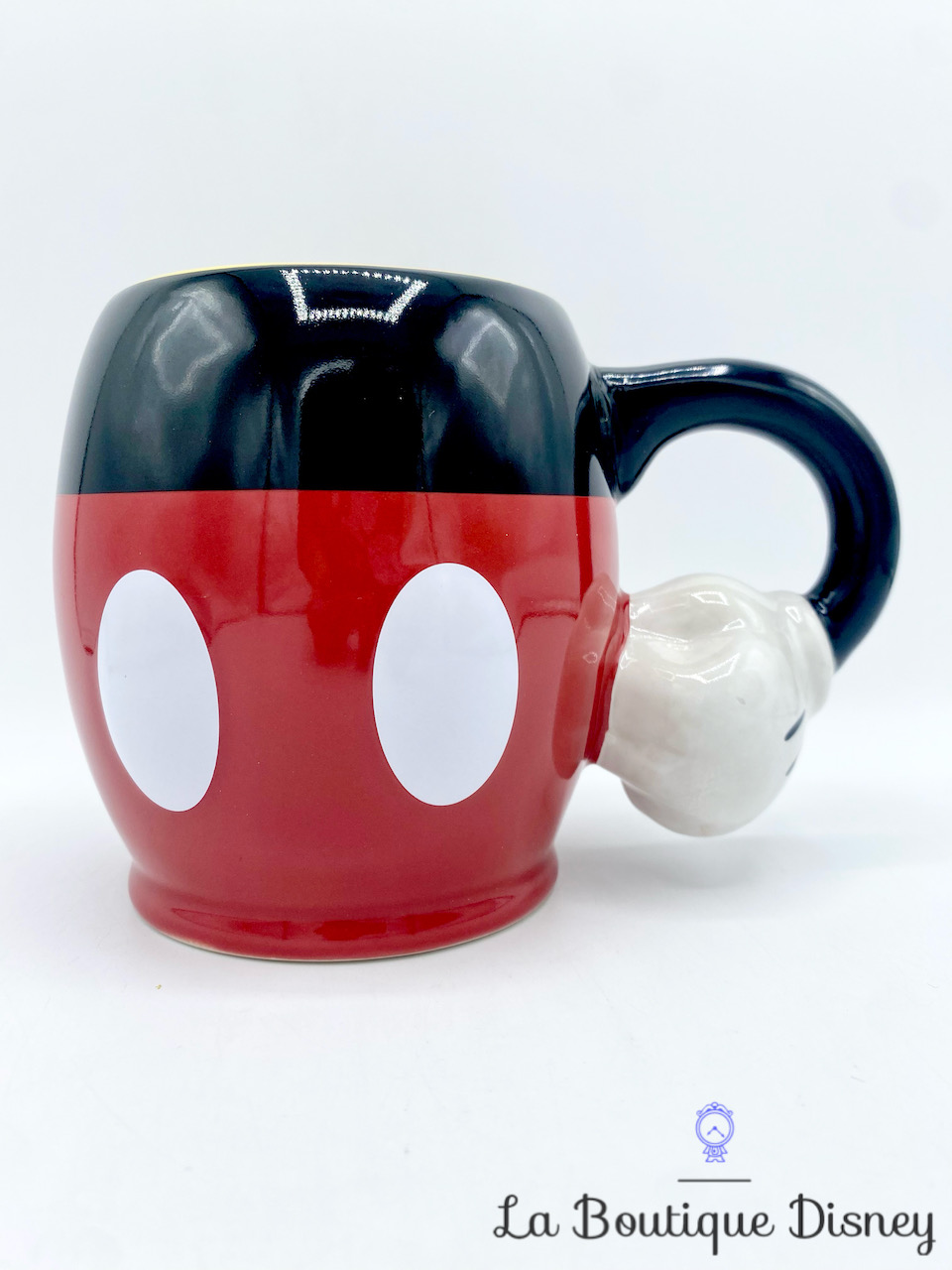 Tasse Mickey Mouse short Disneyland Paris 2018 Disney mug noir rouge blanc relief 3D