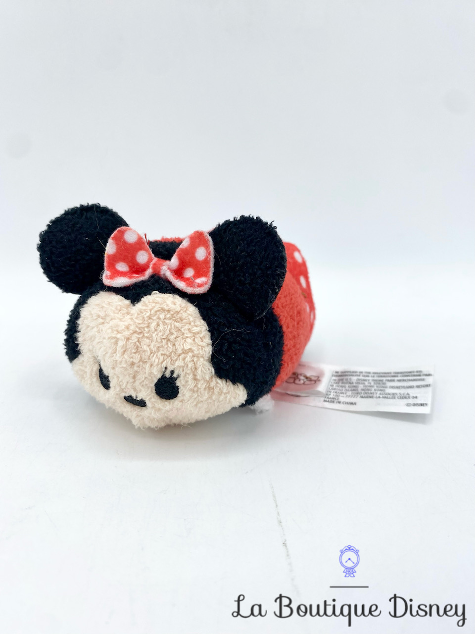 Peluche Tsum Tsum Minnie Mouse Disney Parks Disneyland classique noir rouge
