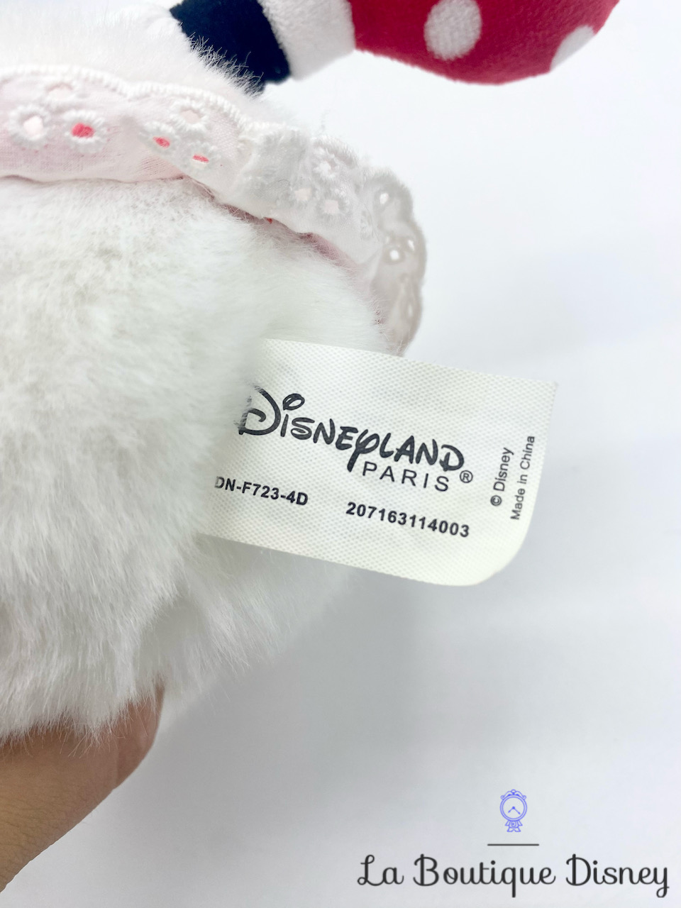 peluche-minnie-mouse-bonhomme-de-neige-boule-disneyland-disney-noel-blanc-rouge-7
