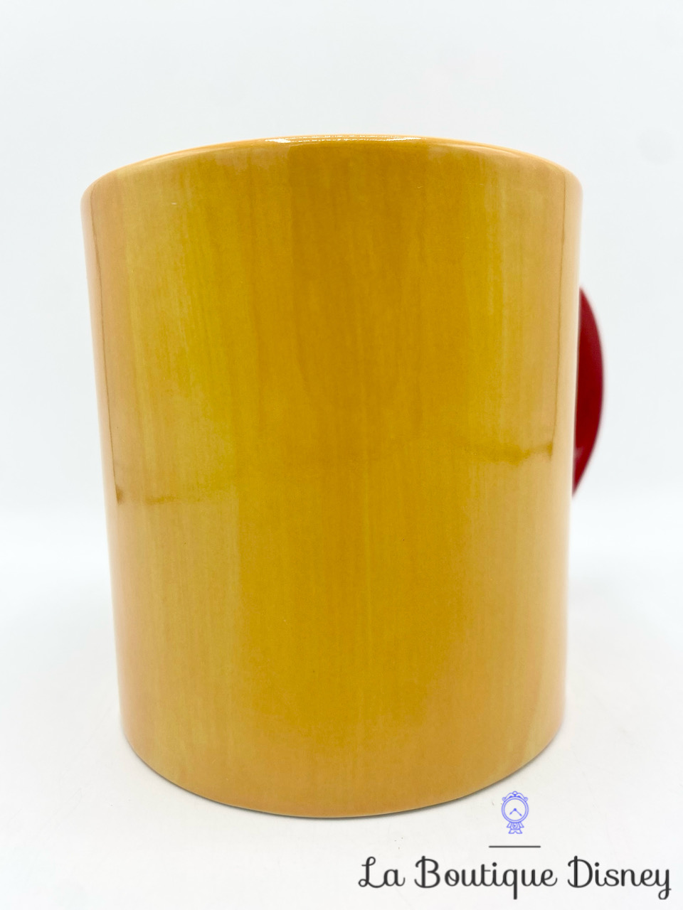 tasse-winnie-ourson-3D-disney-store-jaune-rouge-relief-5