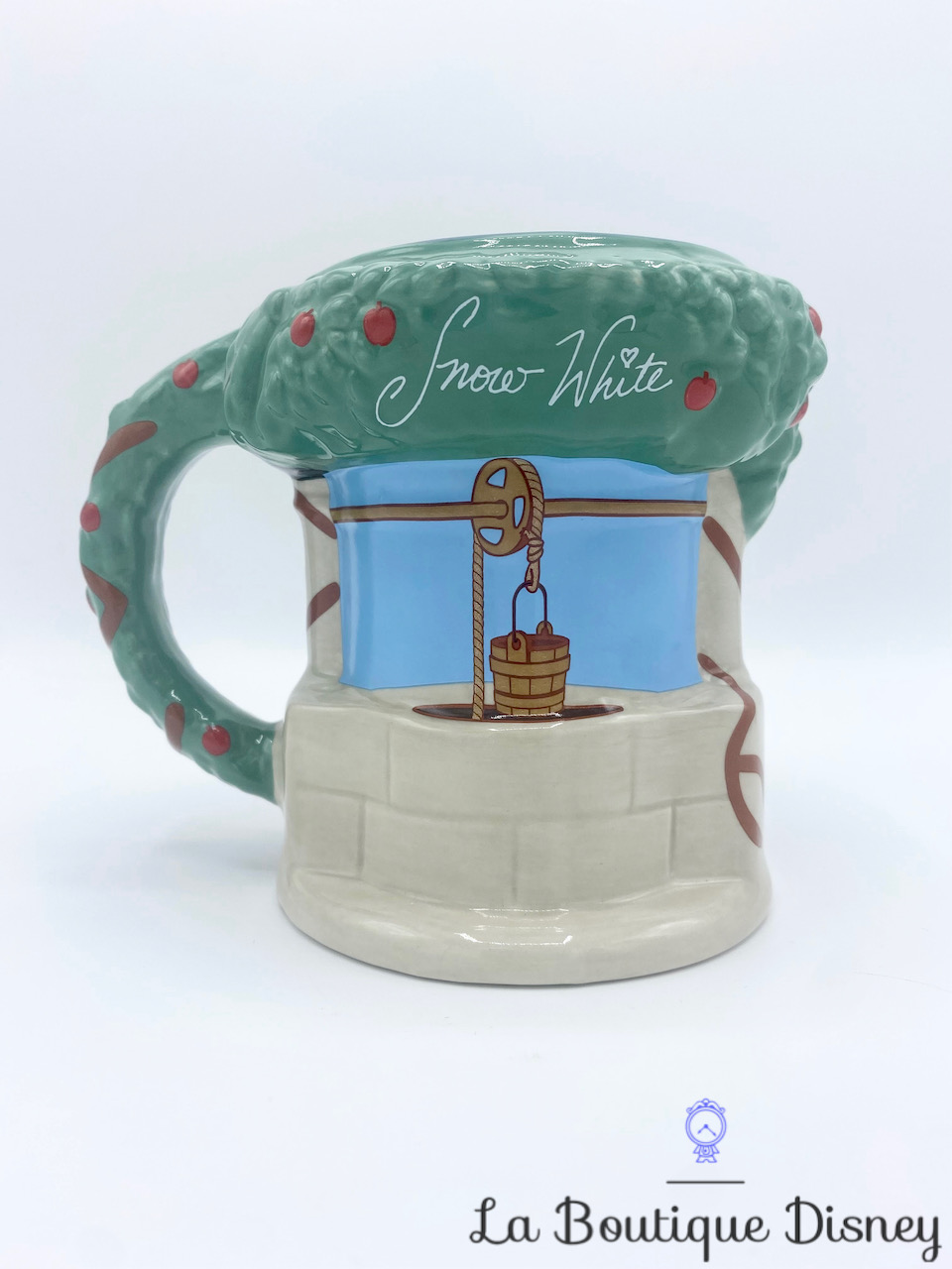 Tasse Puit Blanche Neige Disneyland Paris Disney mug Snow White relief 3D