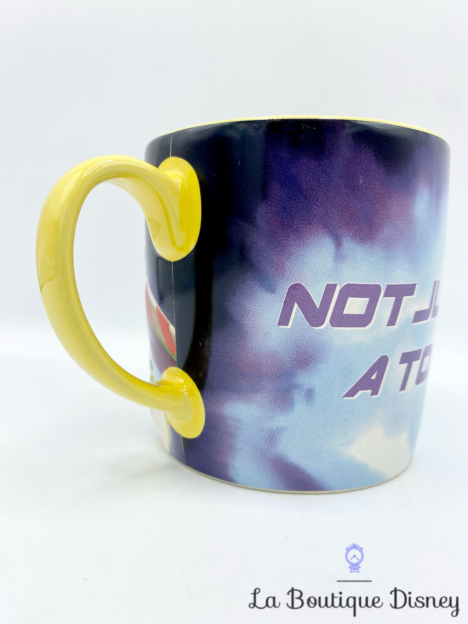tasse-buzz-éclair-not-just-a-toy-disney-store-mug-toy-story-jaune-6
