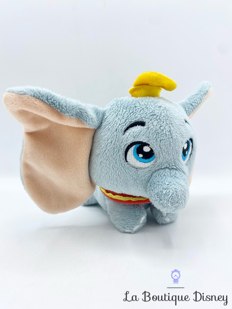 Peluche Mini Dumbo Naïf Disneyland Paris Disney éléphant gris 15 cm