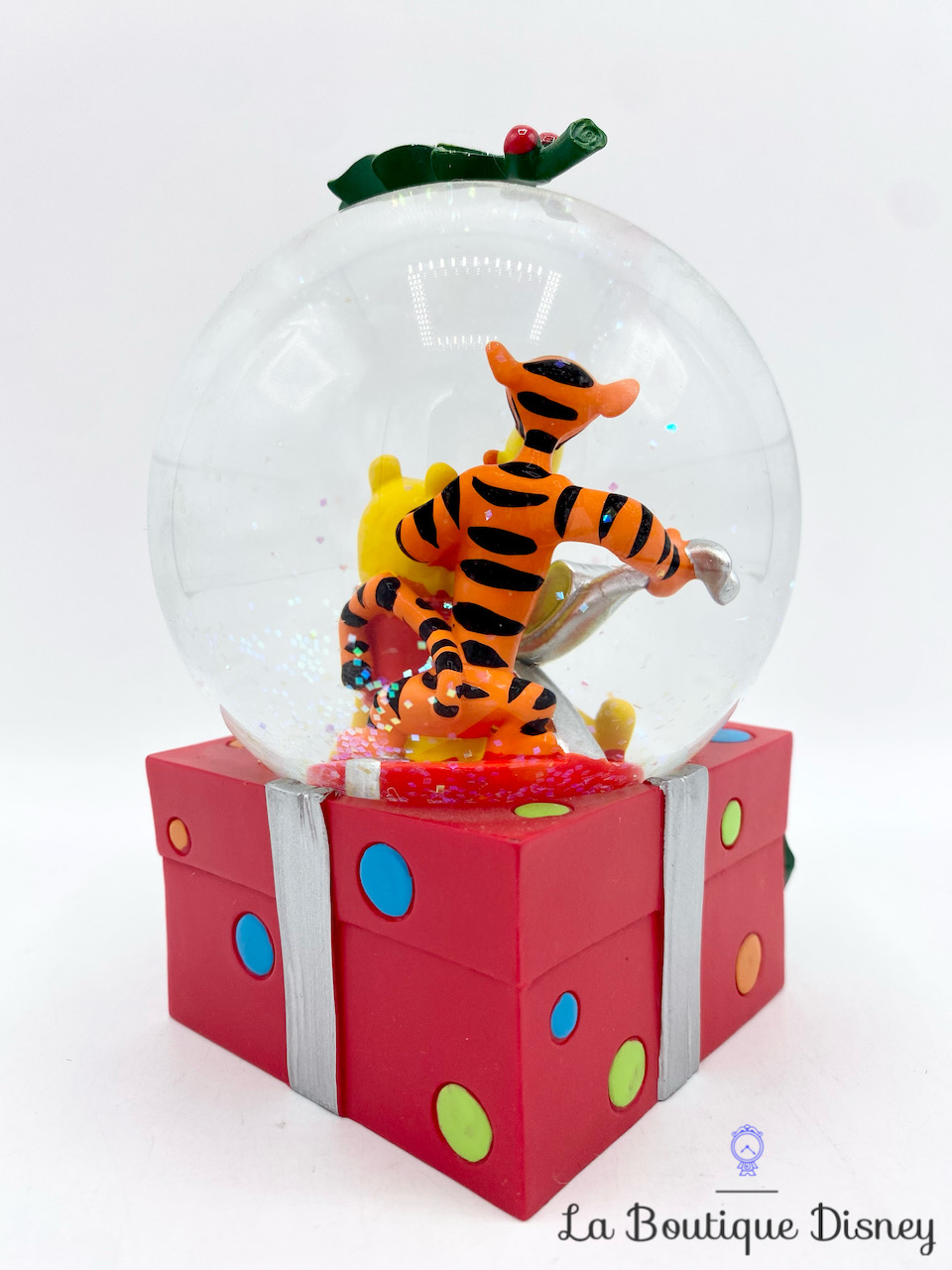 boule-a-neige-winnie-tigrou-noel-2008-disney-store-exclusive-snow-globe-cadeau-6