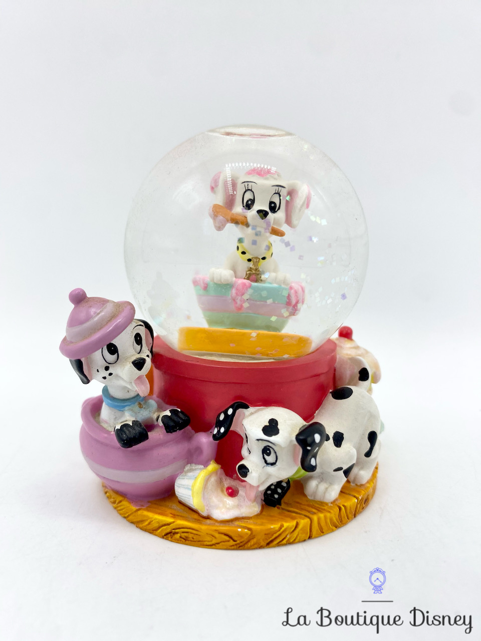Boule à neige Les 101 Dalmatiens Disney Snow globe chien gâteaux