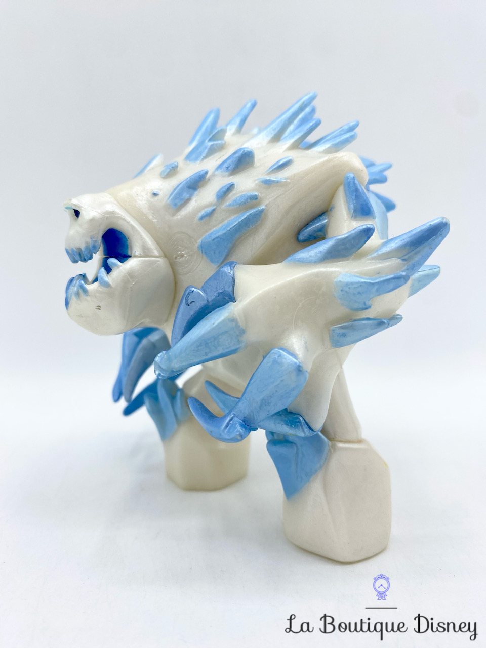 figurine-guimauve-la-reine-des-neiges-disney-store-playset-monstre-neige-yeti-bleu-2