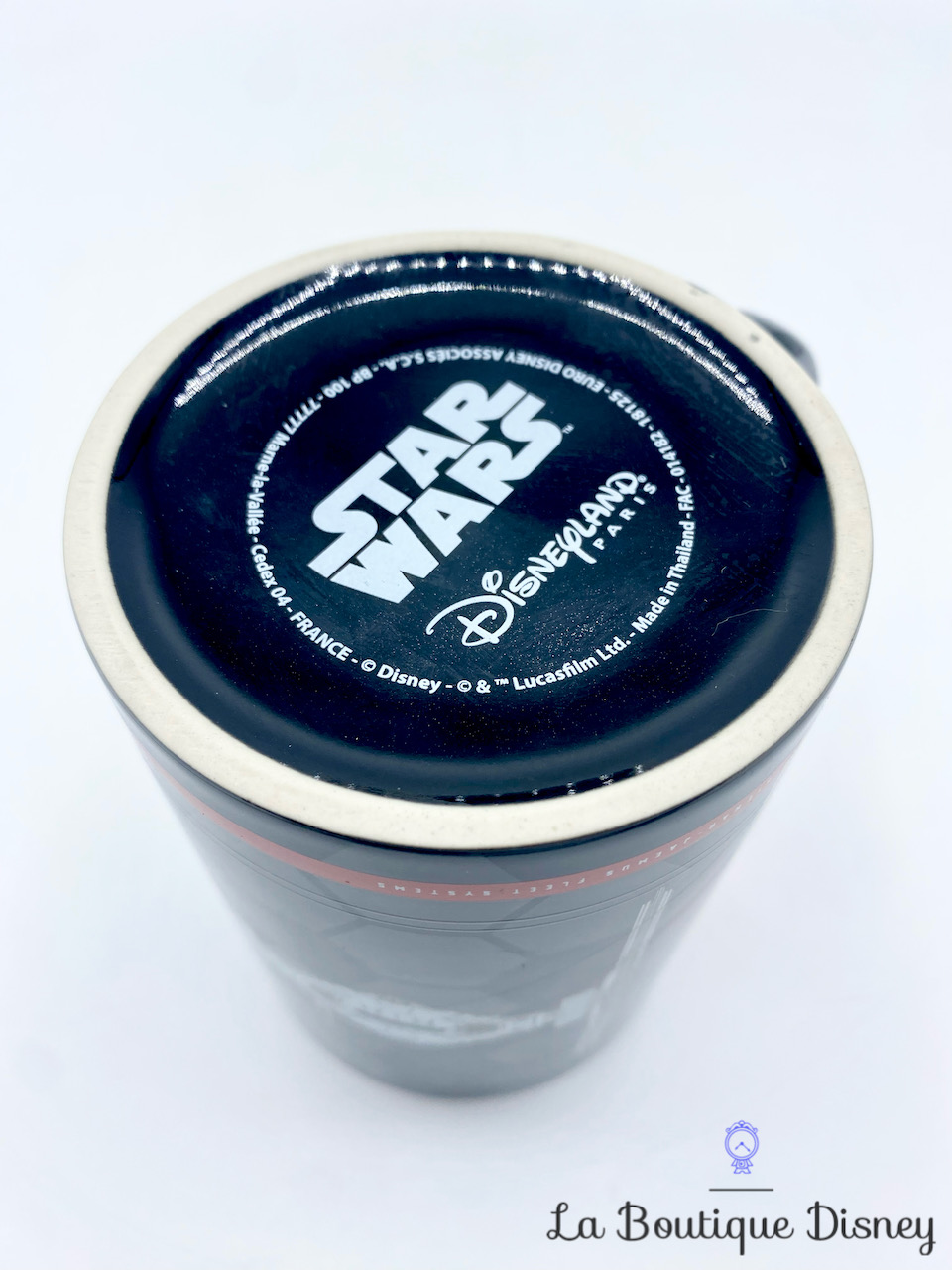 tasse-tie-fighter-vaisseau-star-wars-disneyland-paris-mug-disney-rouge-noir-6
