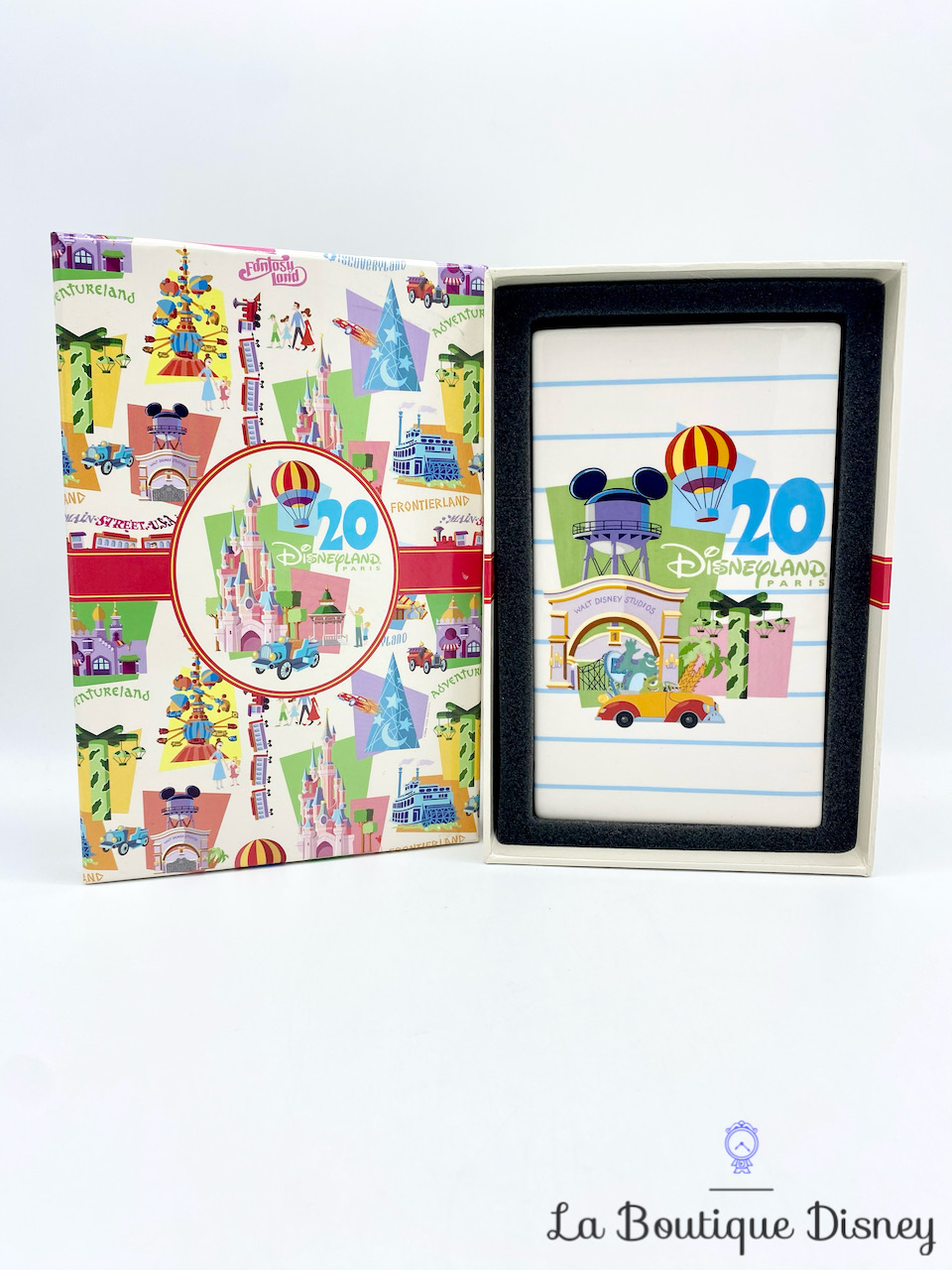 vase-20-ème-anniversaire-disneyland-paris-20-ans-disney-céramique-coffret-1