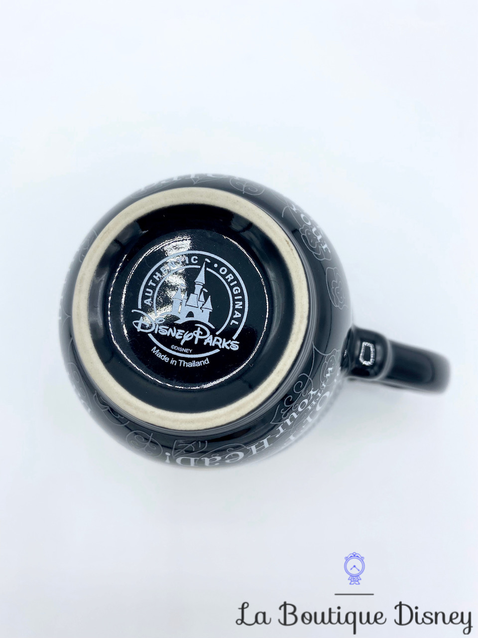 tasse-alice-au-pays-des-merveilles-disneyparks-disneyland-paris-mug-disney-noir-blanc-drink-me-chapelier-tea-1