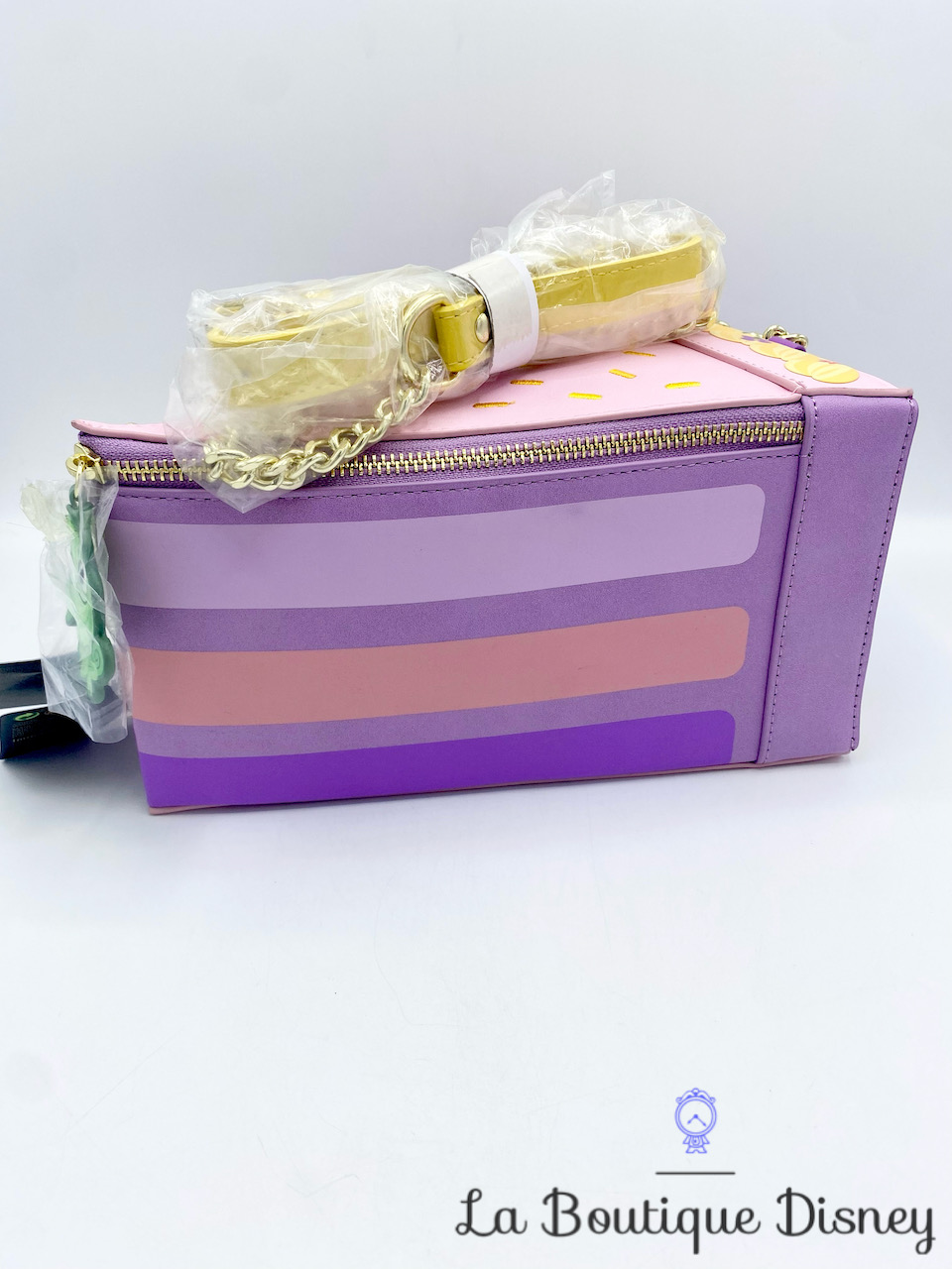 sac-bandoulière-gateau-raiponce-disney-loungefly-cake-cosplay-4