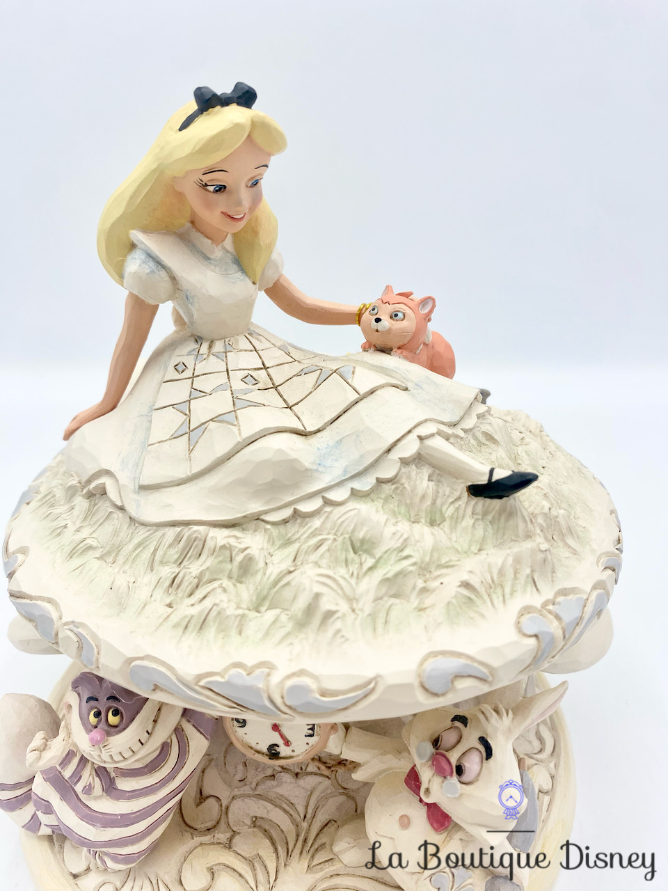 Figurine-Jim-Shore-Fantaisie-et-merveille-Alice-aux-pays-des-merveilles-White-Woodland-Disney-Traditions-Showcase-Collection-6005957