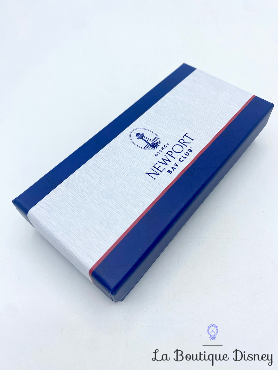 clé-collector-newport-bay-club-hotel-disneyland-paris-disney-édition-limitée-attraction-5