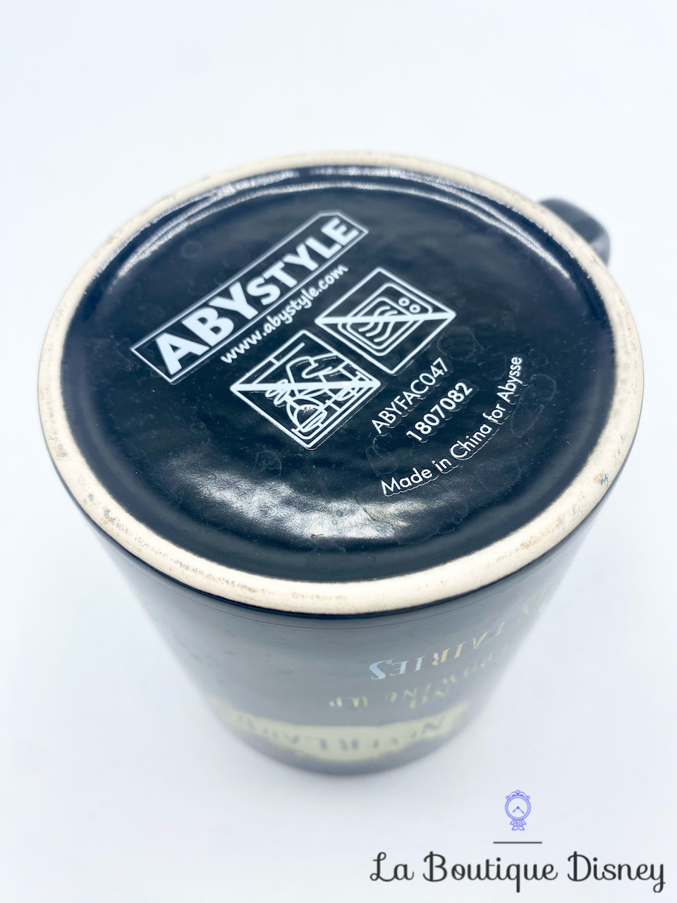 tasse-peter-pan-thermosensible-disney-abystyle-mug-noir-neverland-chaleur-4