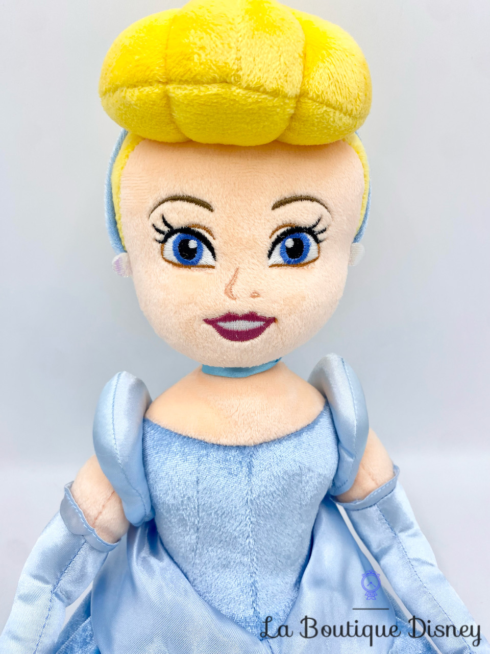 Poupée Chiffon Cendrillon Disney Store Exclusive peluche princesse robe  bleu 55 cm