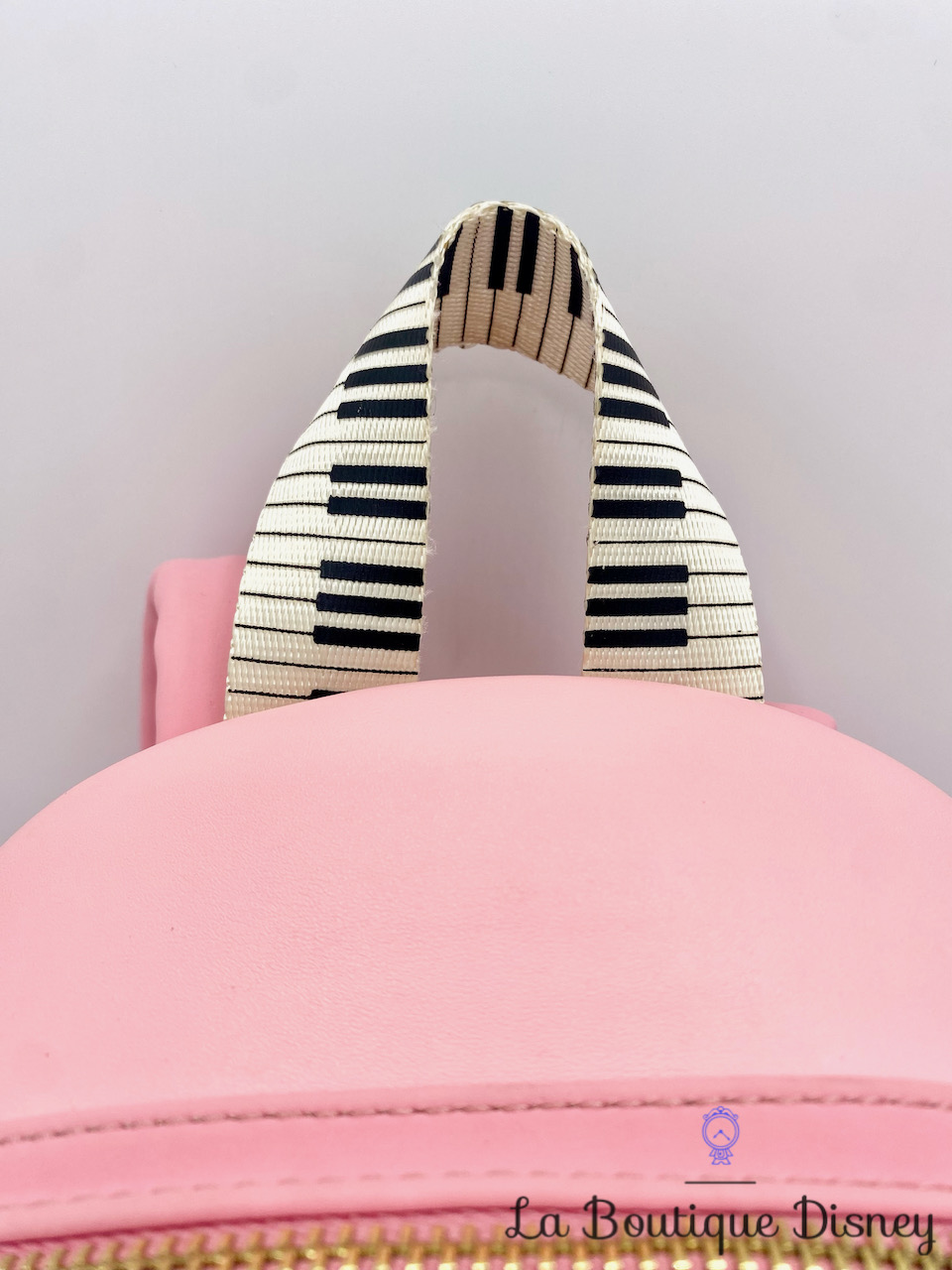 sac-a-dos-loungefly-les-aristochats-disney-piano-kitties-rose-2