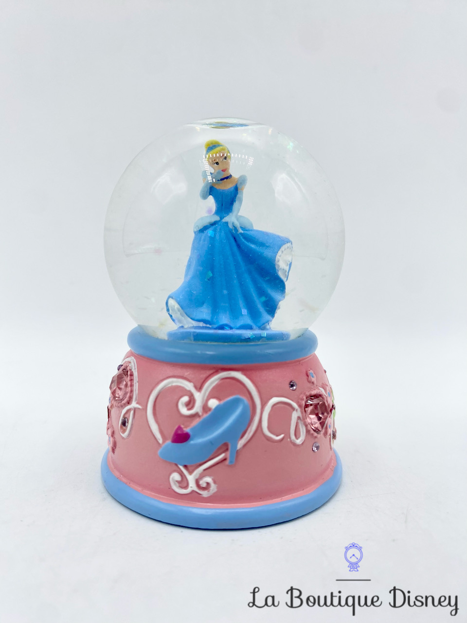 Boule à neige Cendrillon Disneyland Paris Disney snow globe princesse rose bleu