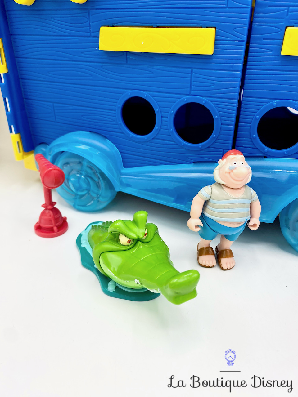 jouet-bateau-peter-pan-figurines-playset-disney-store-mattel-wendy-crochet-mouche-crocodile-4