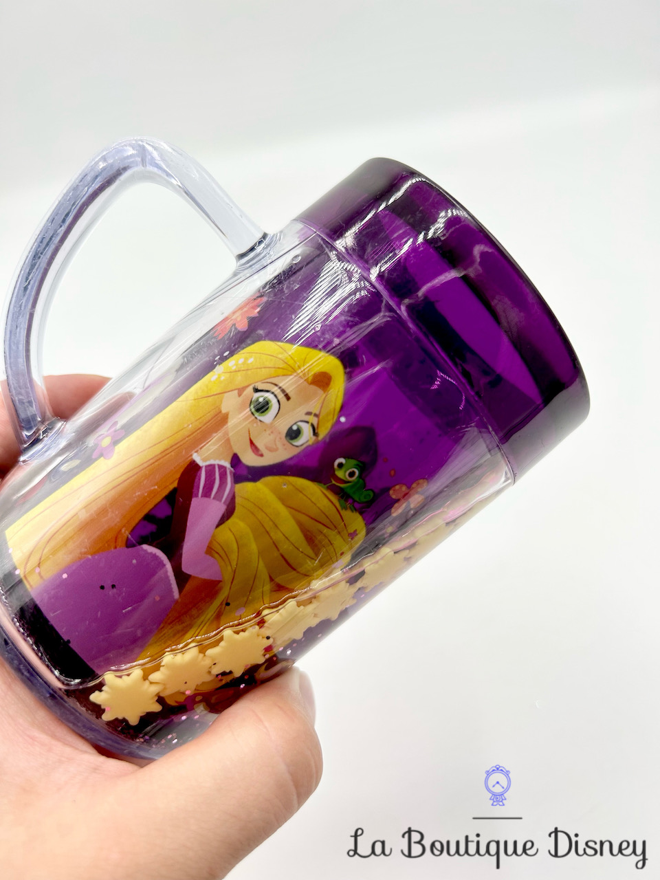 tasse-plastique-raiponce-pascal-tangled-série-disney-store-mug-violet-eau-7