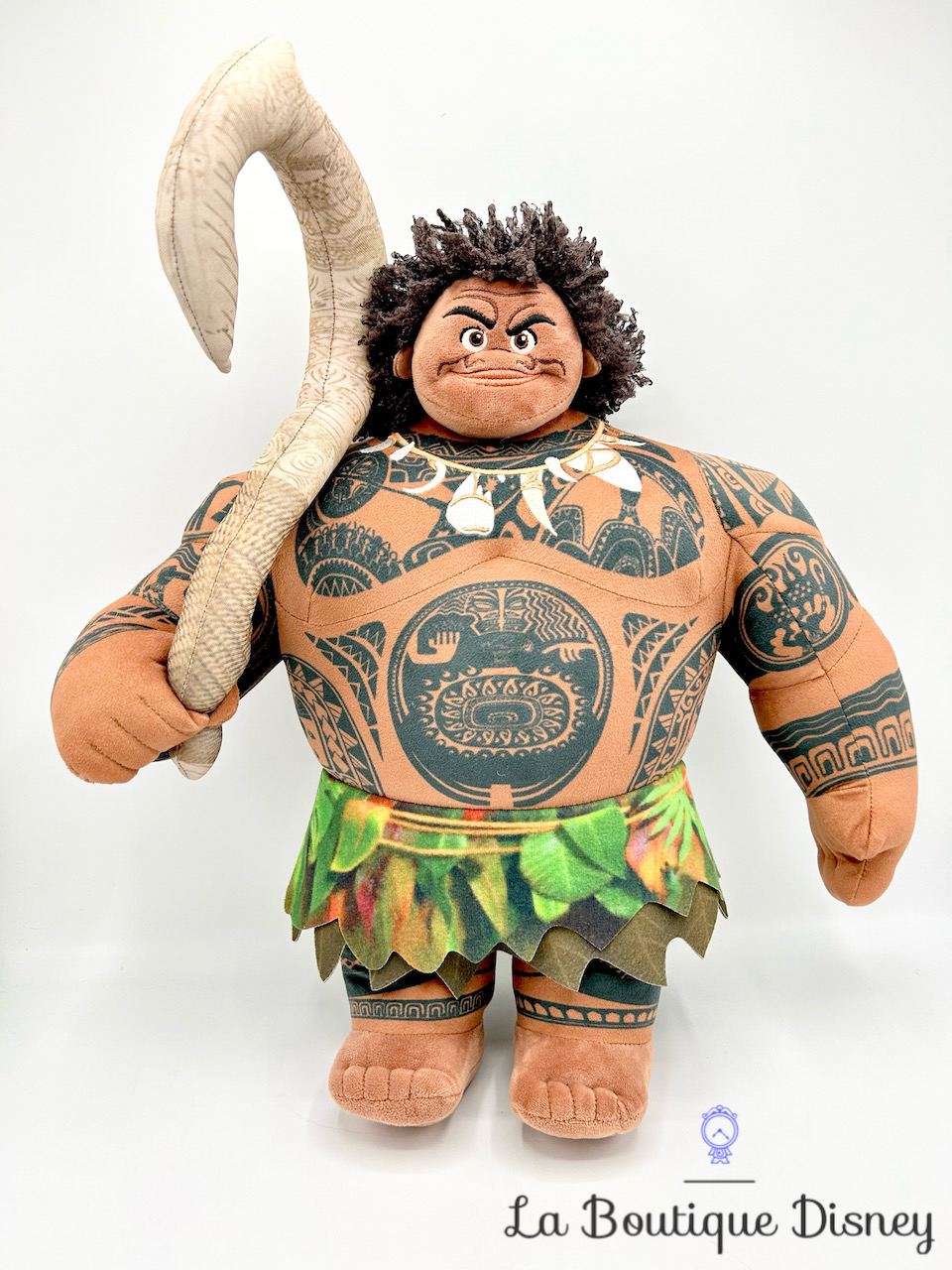 Peluche Maui Disney Store 2016 Vaiana tatouage demi dieu hameçon écusson 40 cm