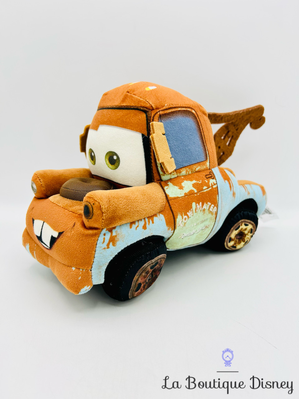 Doudou Cars voiture depaneuse 16 cm Disney Nicotoy chez vous des demain