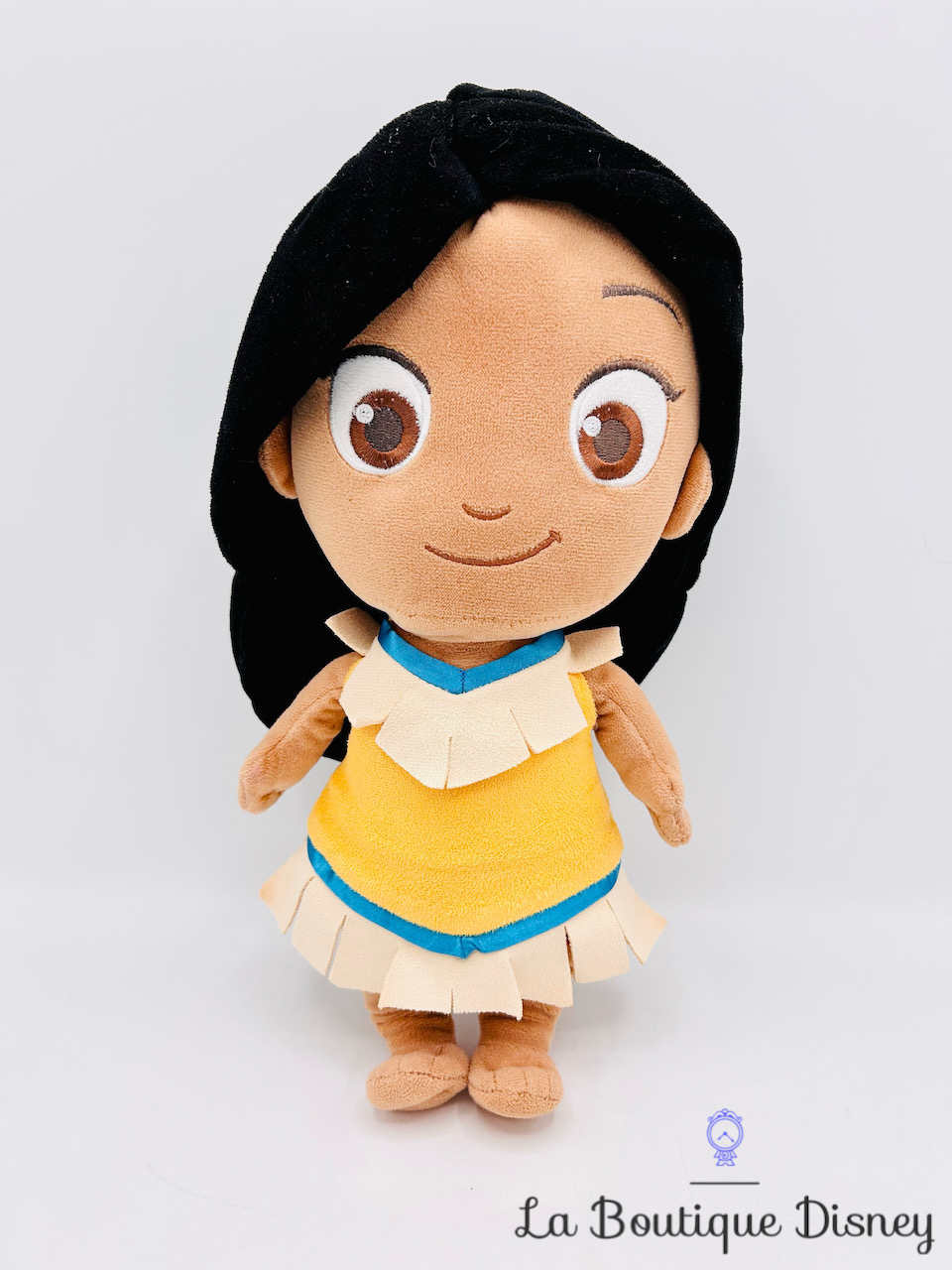 Peluche Pocahontas Disney Store 2015 princesse indienne petite fille enfant 32 cm