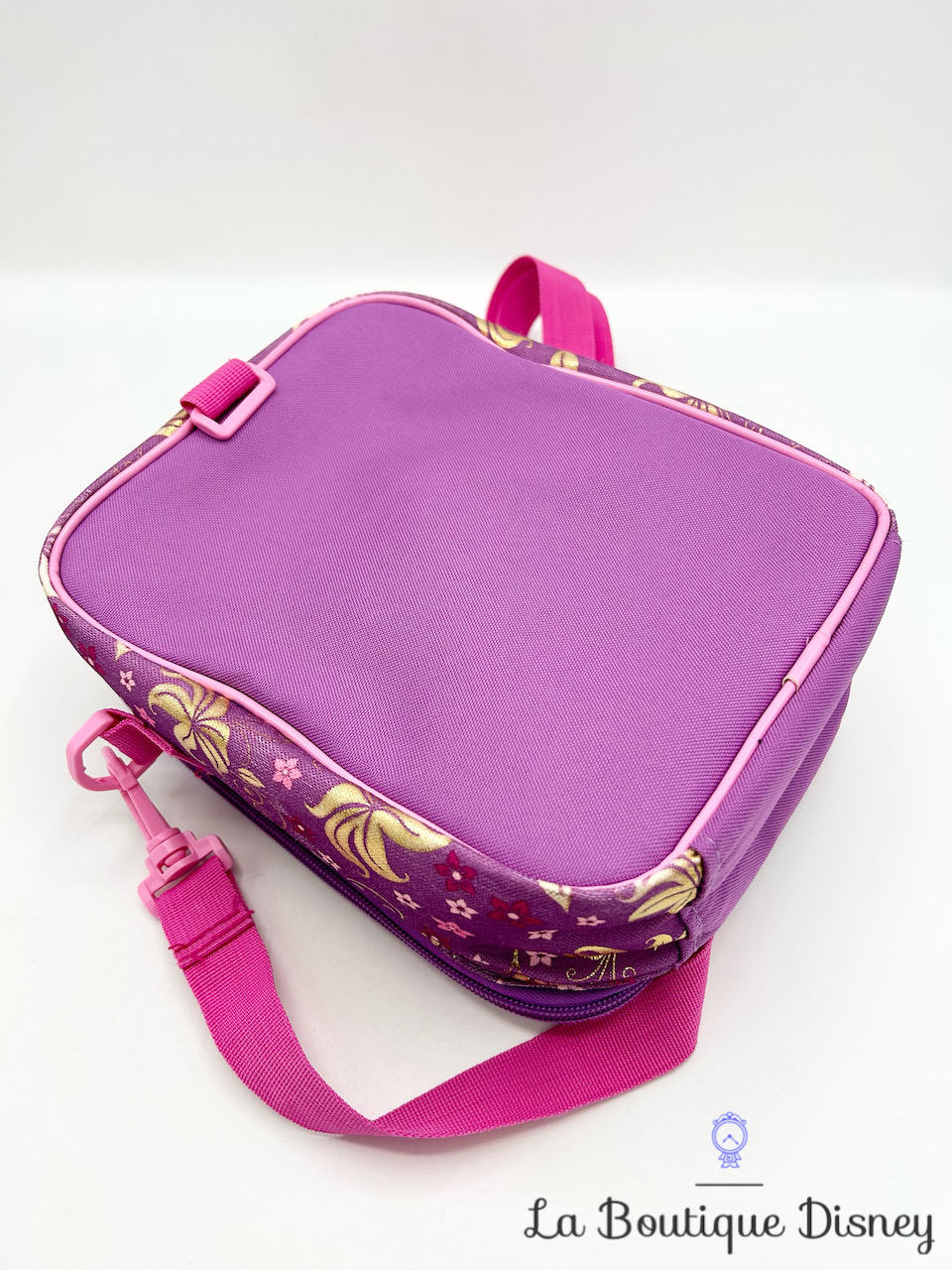 sac-isotherme-raiponce-disney-store-2015-lunchbag-pique-nique-violet-6