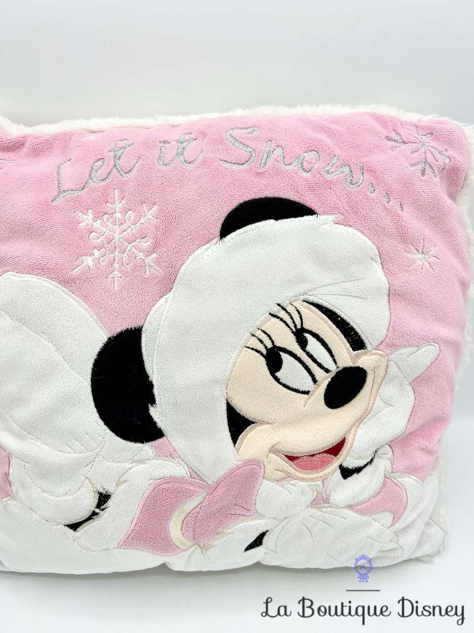 coussin-minnie-mouse-let-it-snow-disney-store-rose-blanc-neige-hiver-4