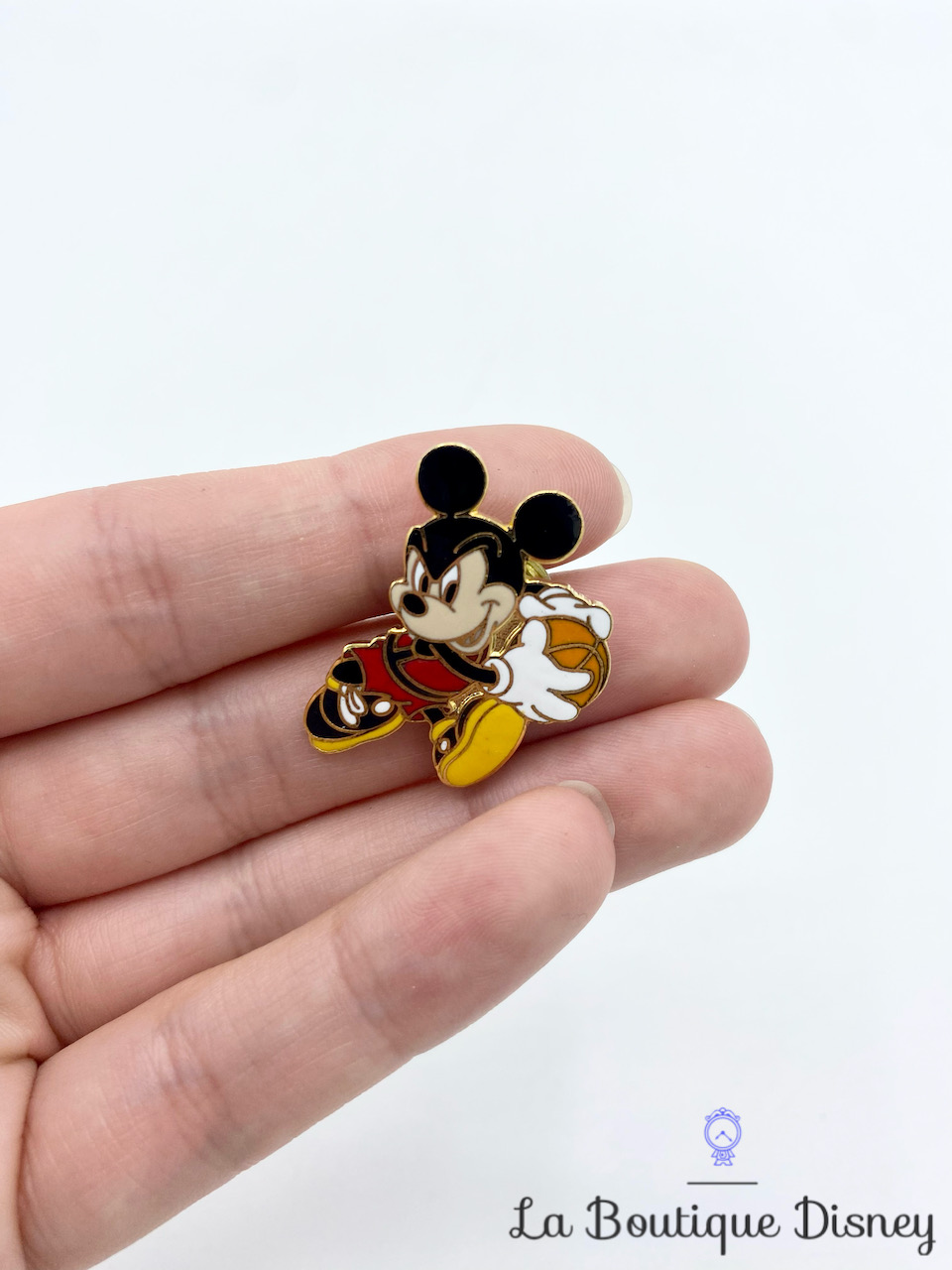 Pin-Mickey-Playing-Basketball-Opening-Edition-Disney-66784