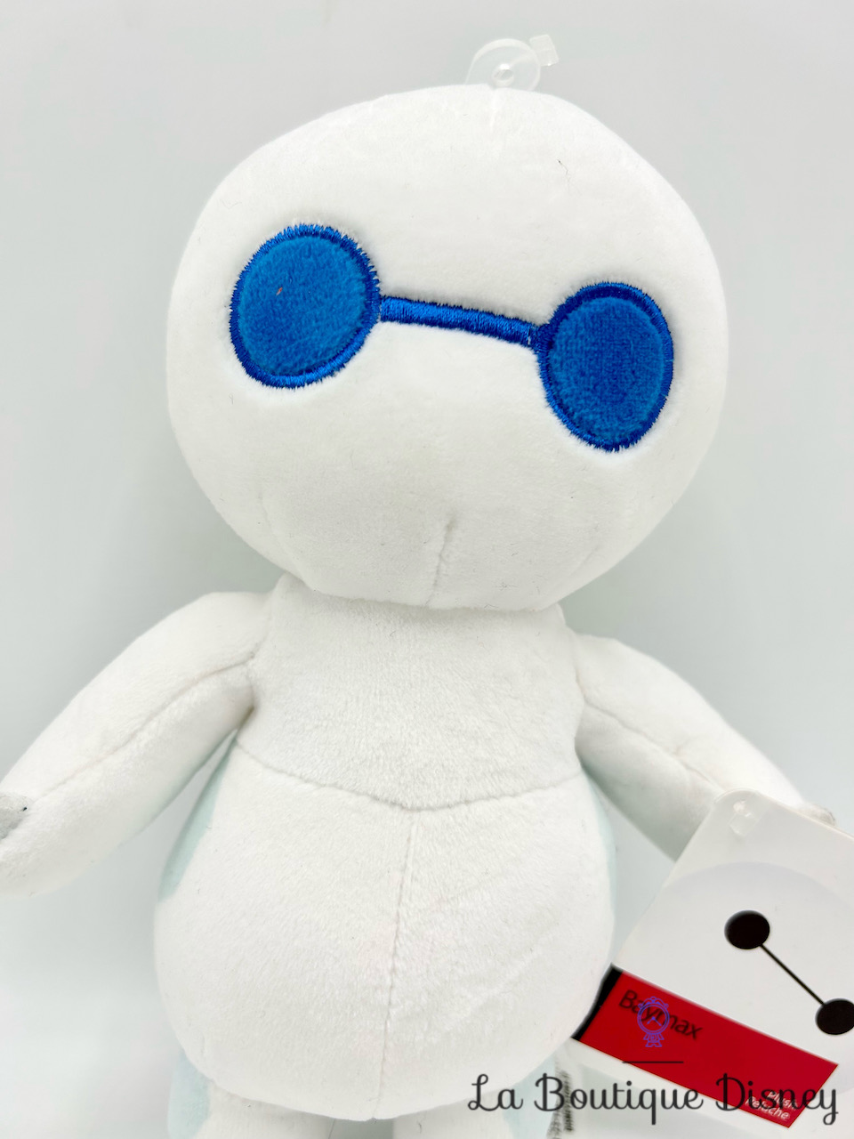 peluche-baymax-bébé-les-nouveaux-héros-disney-store-robot-blanc-2