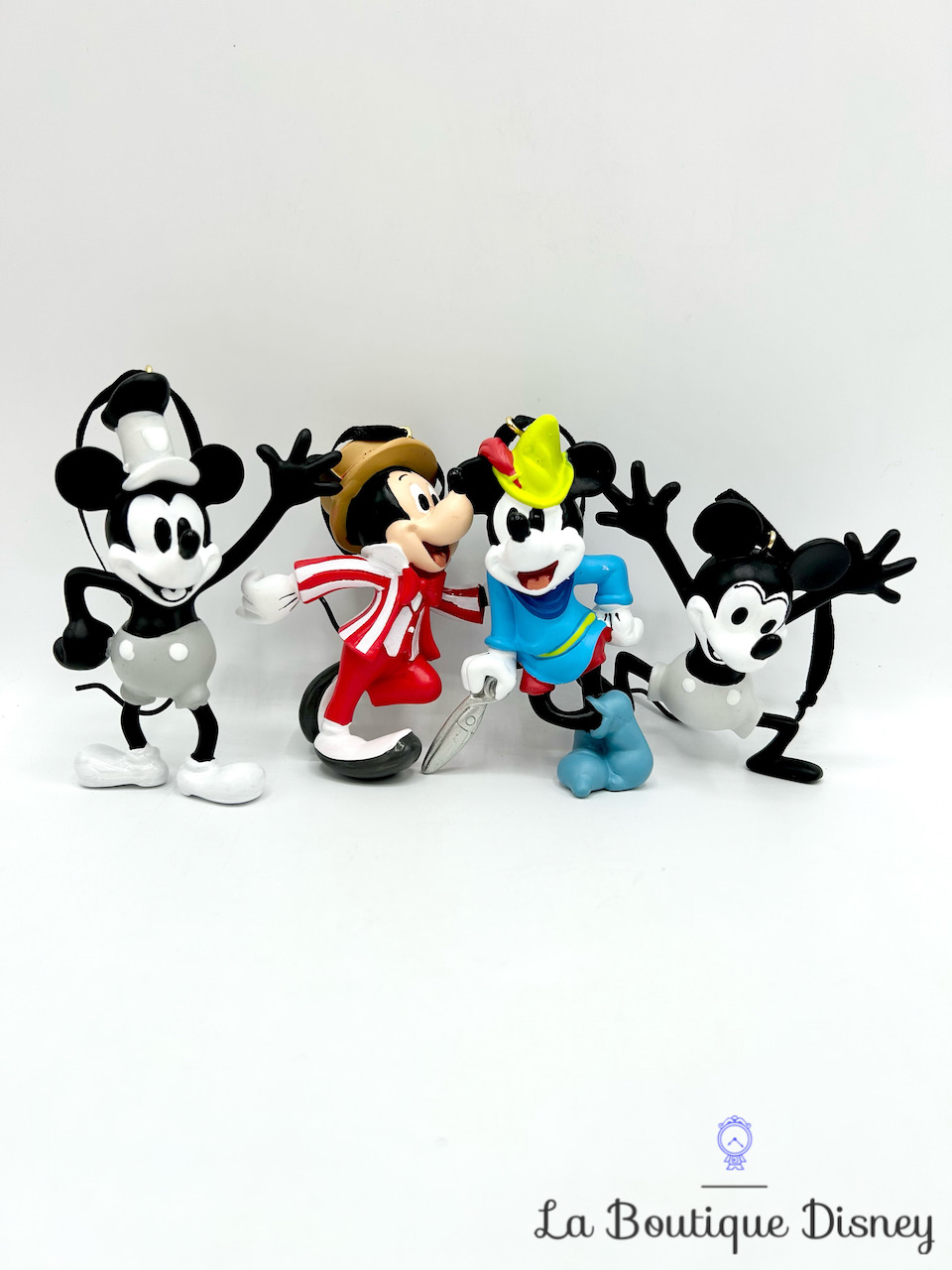 Ornements Mickey à travers les âges Set 1/3 Disney Store 2018 boule suspension Noël