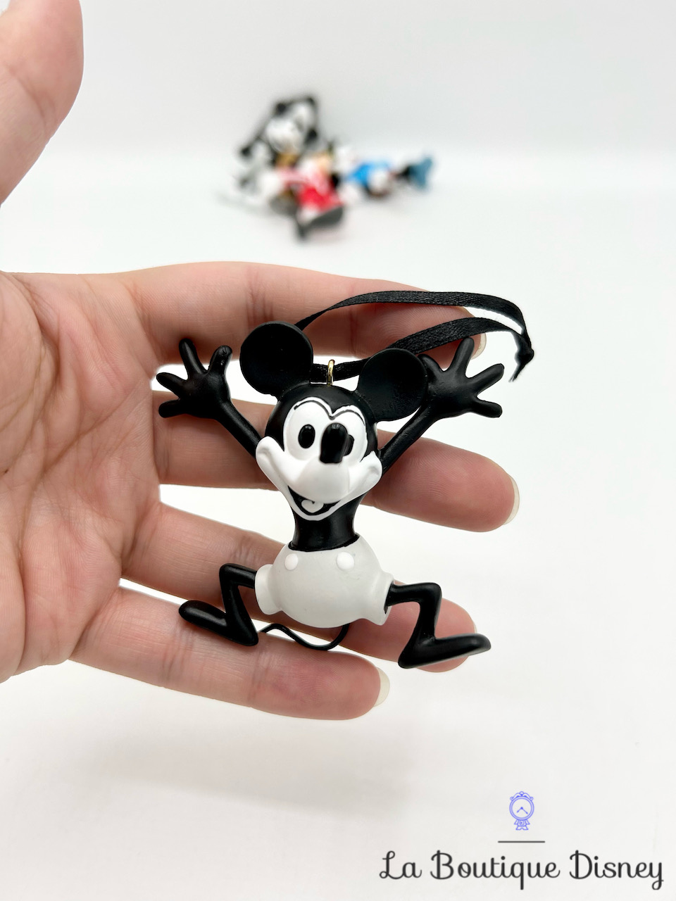 Ornements Mickey à travers les âges Set 1/3 Disney Store 2018 boule suspension Noël