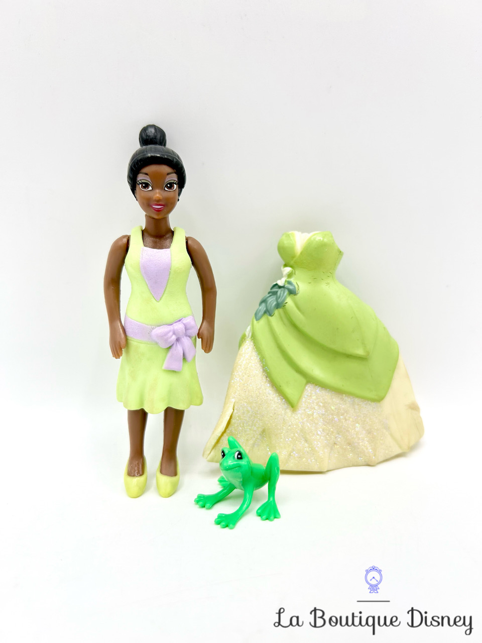 figurine-fashion-polly-pocket-tiana-la-princesse-et-la-grenouille-disney-mattel-2009-mini-princesse-vêtements-2