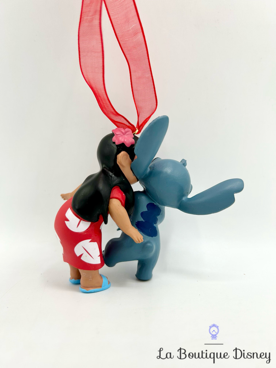 ornement-noel-lilo-et-stitch-bisous-disney-parks-disneyland-boule-suspension-sapin-4