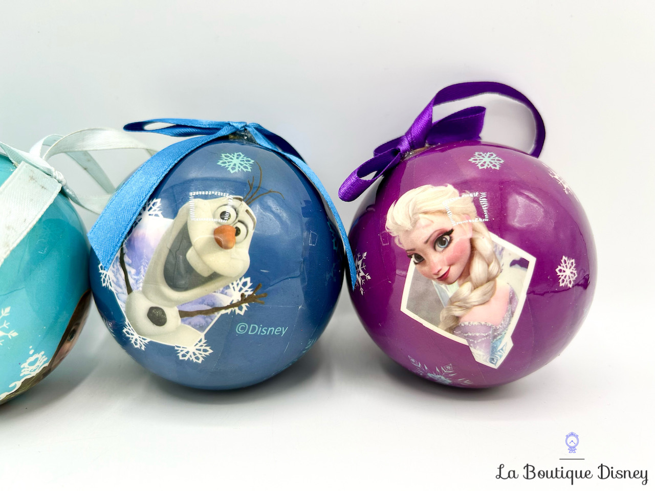 boules-noel-la-reine-des-neiges-anna-elsa-olaf-sven-disney-ornement-suspension-sapin-3