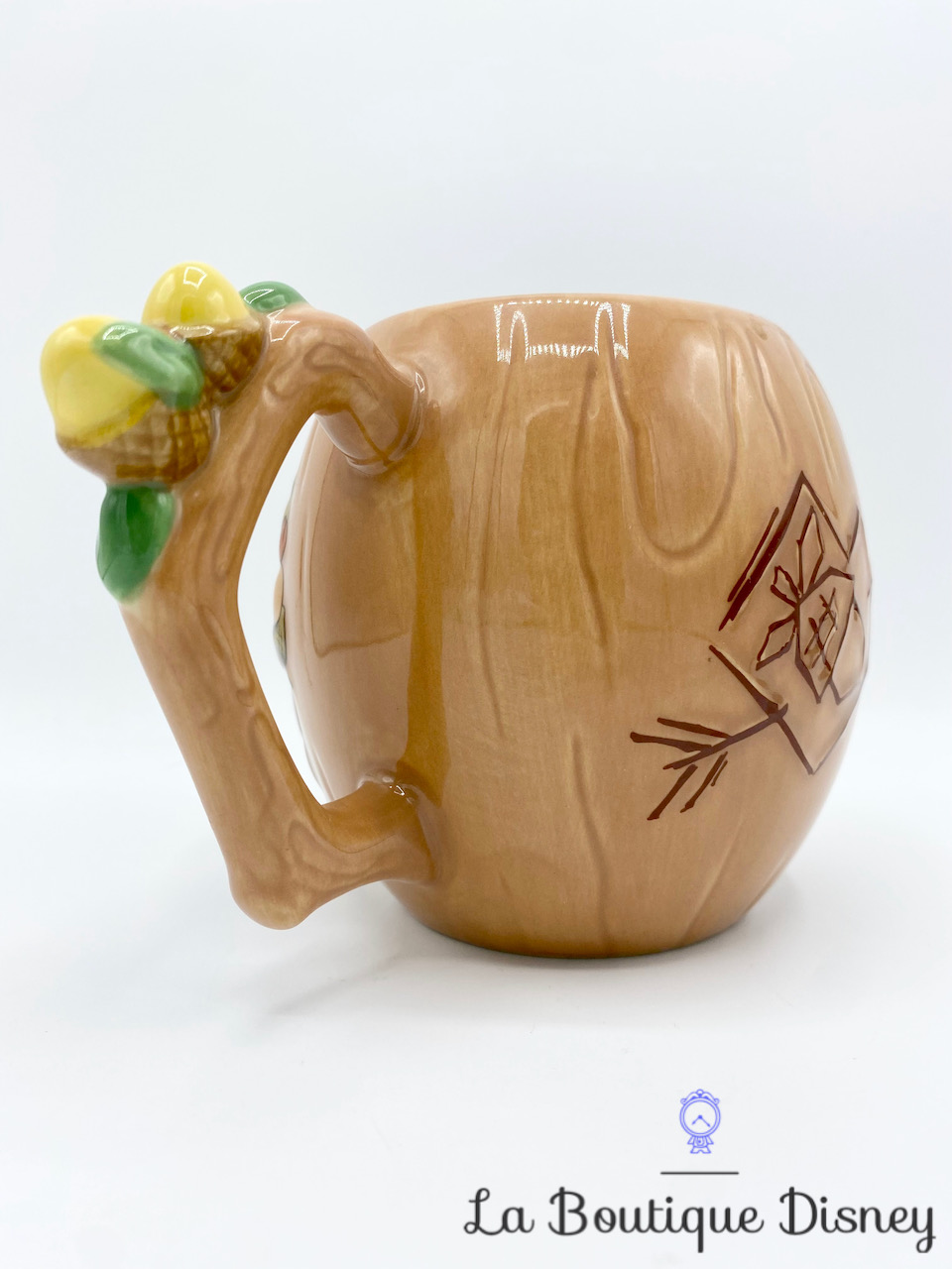 Tasse Tic et Tac Disneyland Paris mug Disney écureuils marrons noisettes relief 3D Vaisselle
