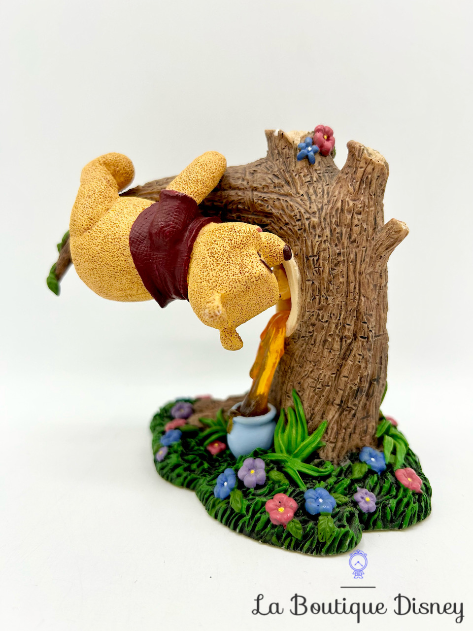 figurine-winnie-ourson-arbre-miel-simply-pooh-disney-stuck-on-you-résine-0