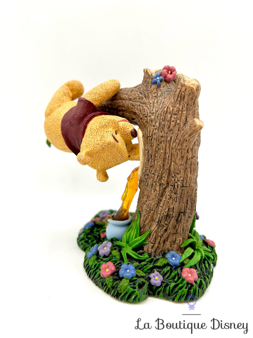 Figurine résine Winnie l\'ourson Stuck on you Simply Pooh Disney branche tronc arbre